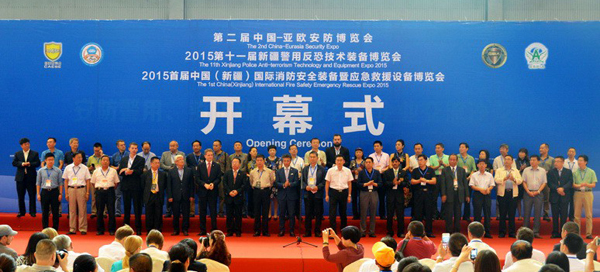 月博精彩亮相2015第十一届新疆警用反恐技术装备博览会